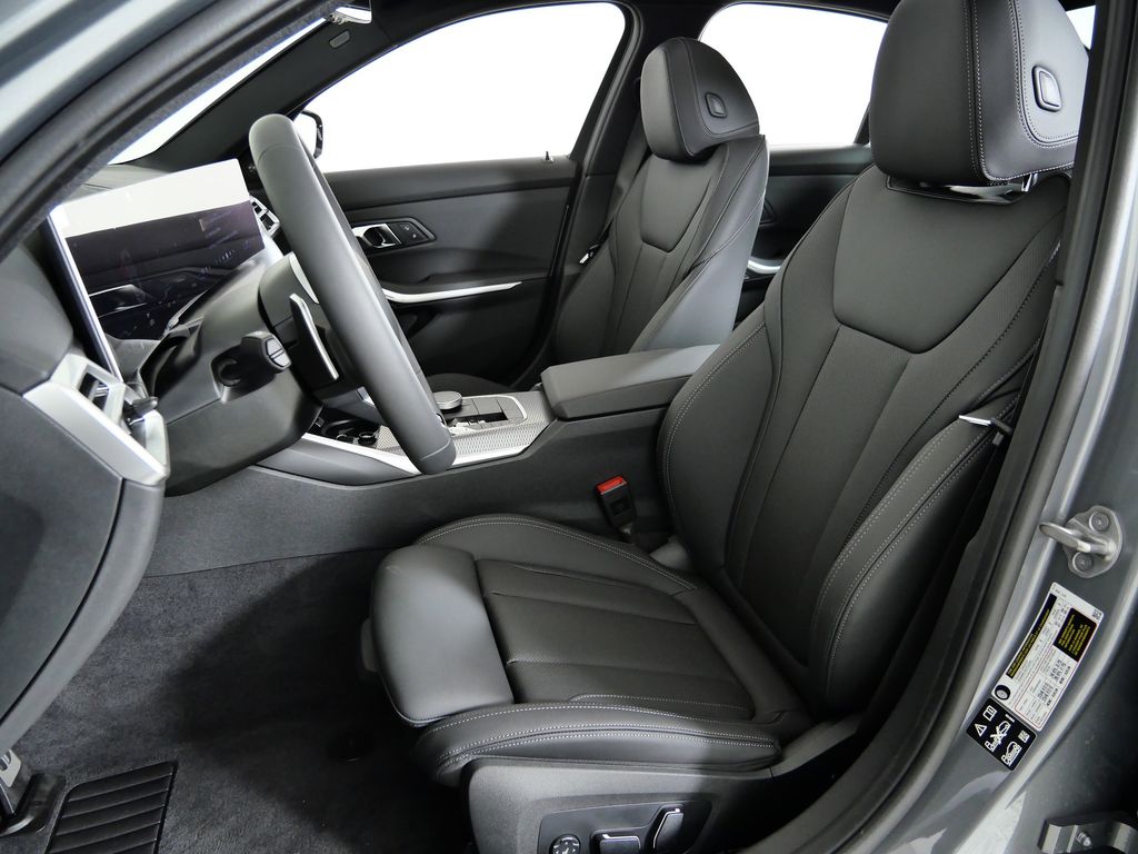 Thumbnail: 2026 BMW 3 Series - 34