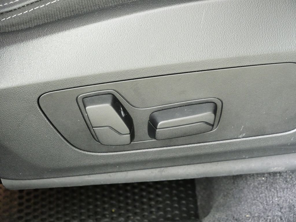 Thumbnail: 2025 BMW X1 - 27