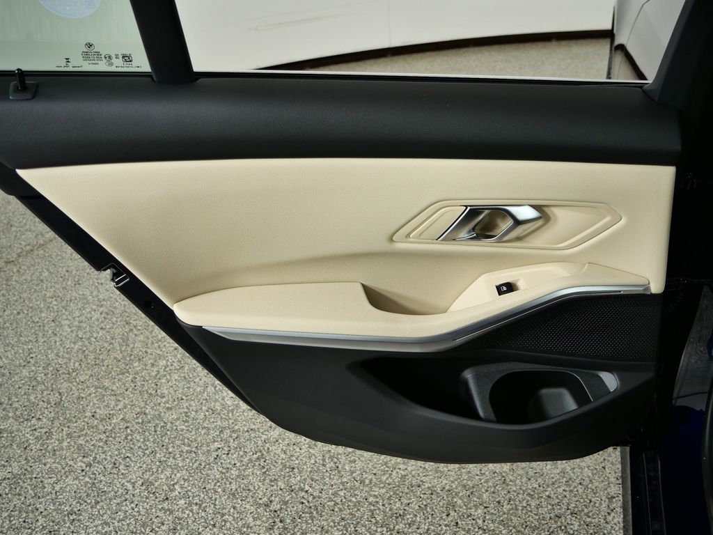 Thumbnail: 2026 BMW 3 Series - 29