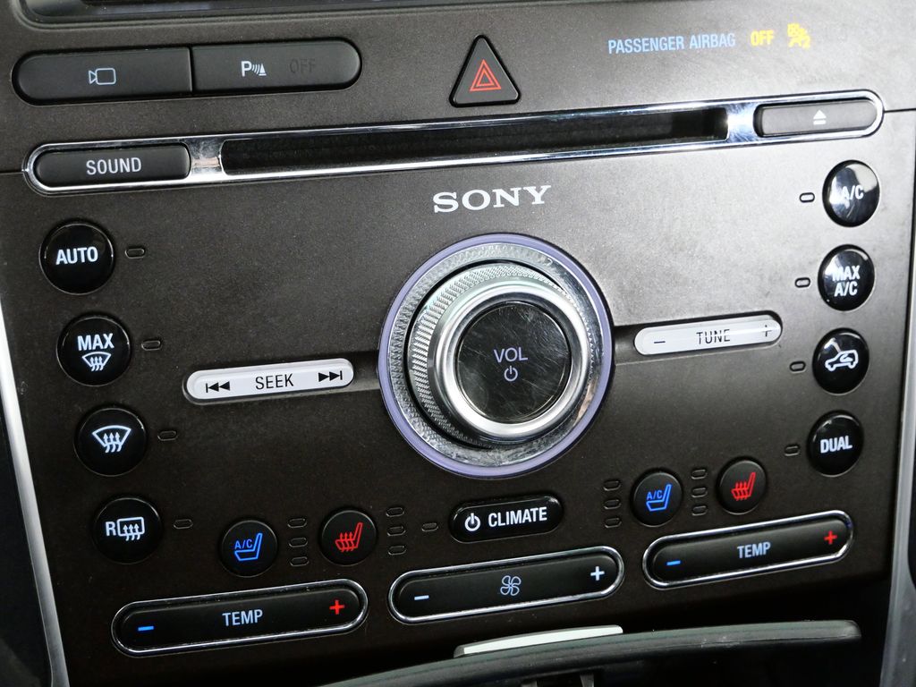 Thumbnail: 2016 Ford Explorer - 46