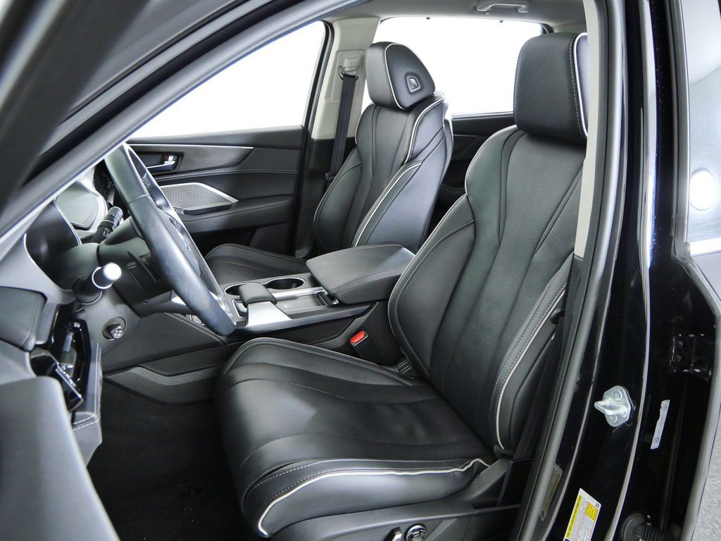 Thumbnail: 2024 Acura MDX - 32