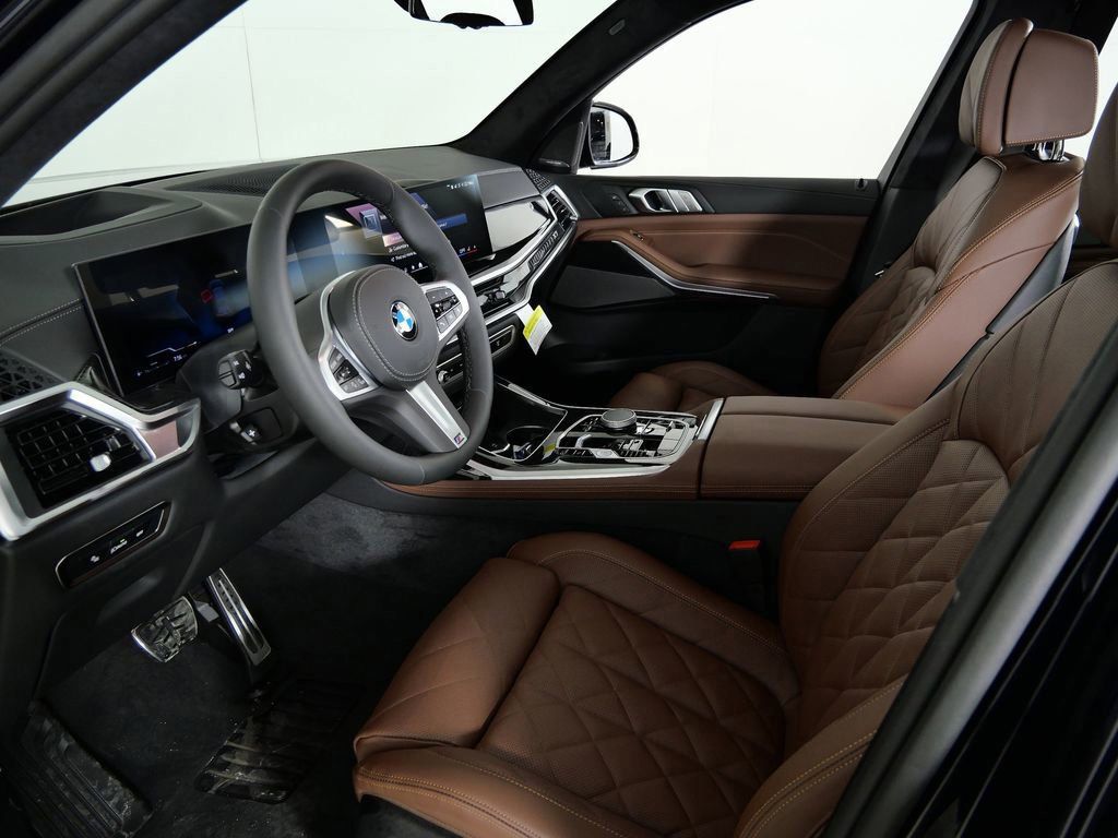 Thumbnail: 2026 BMW X7 - 38