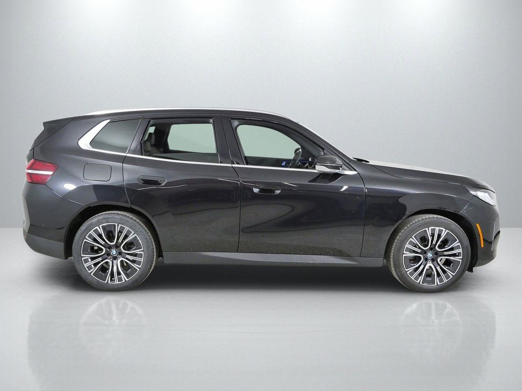 Thumbnail: 2025 BMW X3 - 10