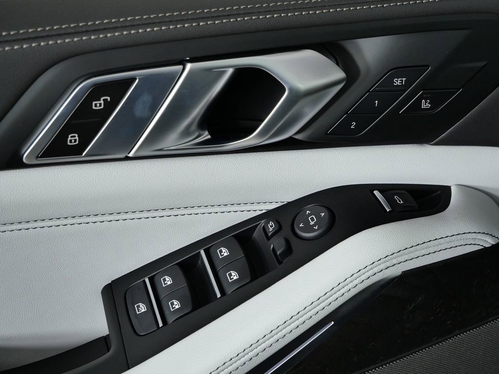 Thumbnail: 2026 BMW X5 - 39