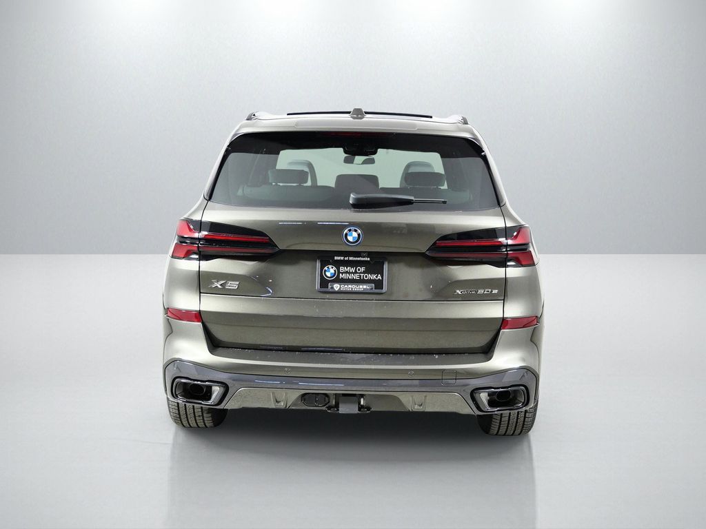 Thumbnail: 2026 BMW X5 - 10