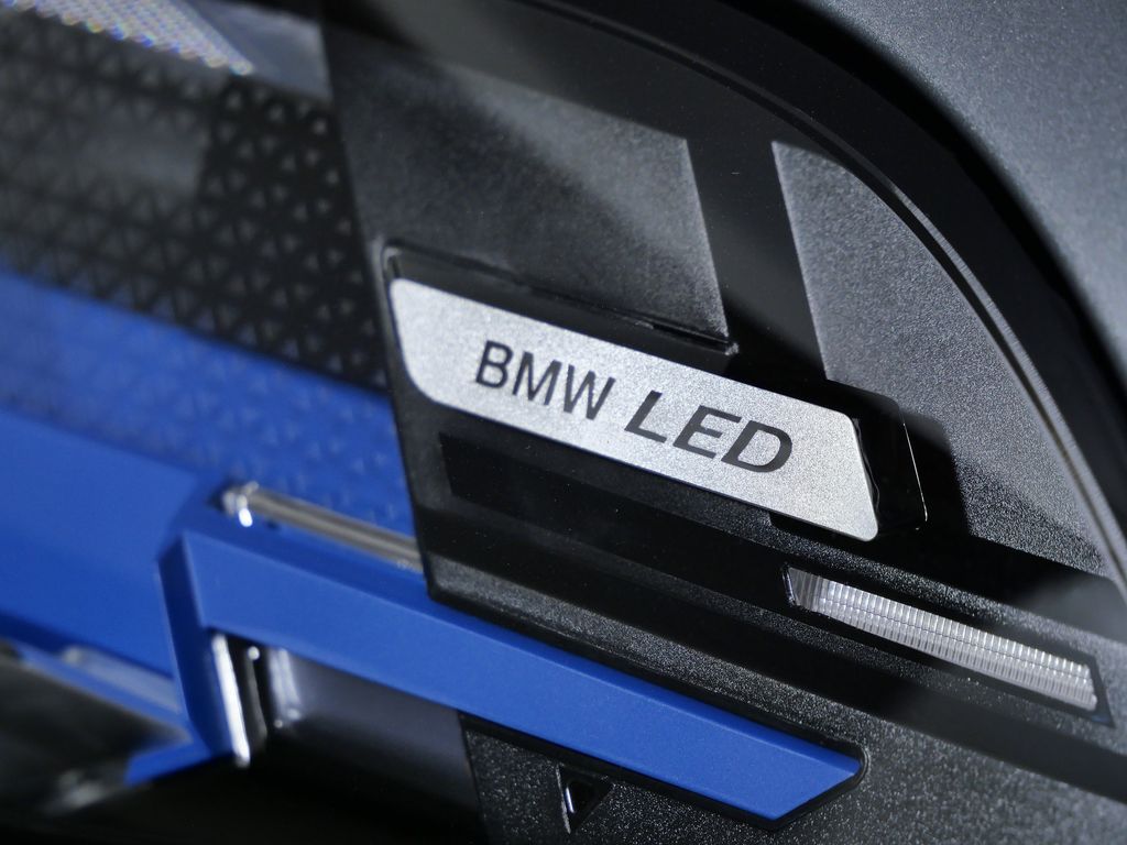 Thumbnail: 2026 BMW X5 - 4