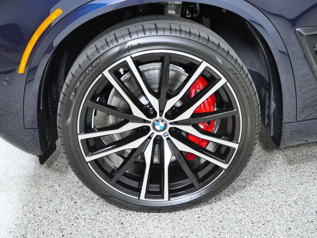 Thumbnail: 2026 BMW X5 - 17