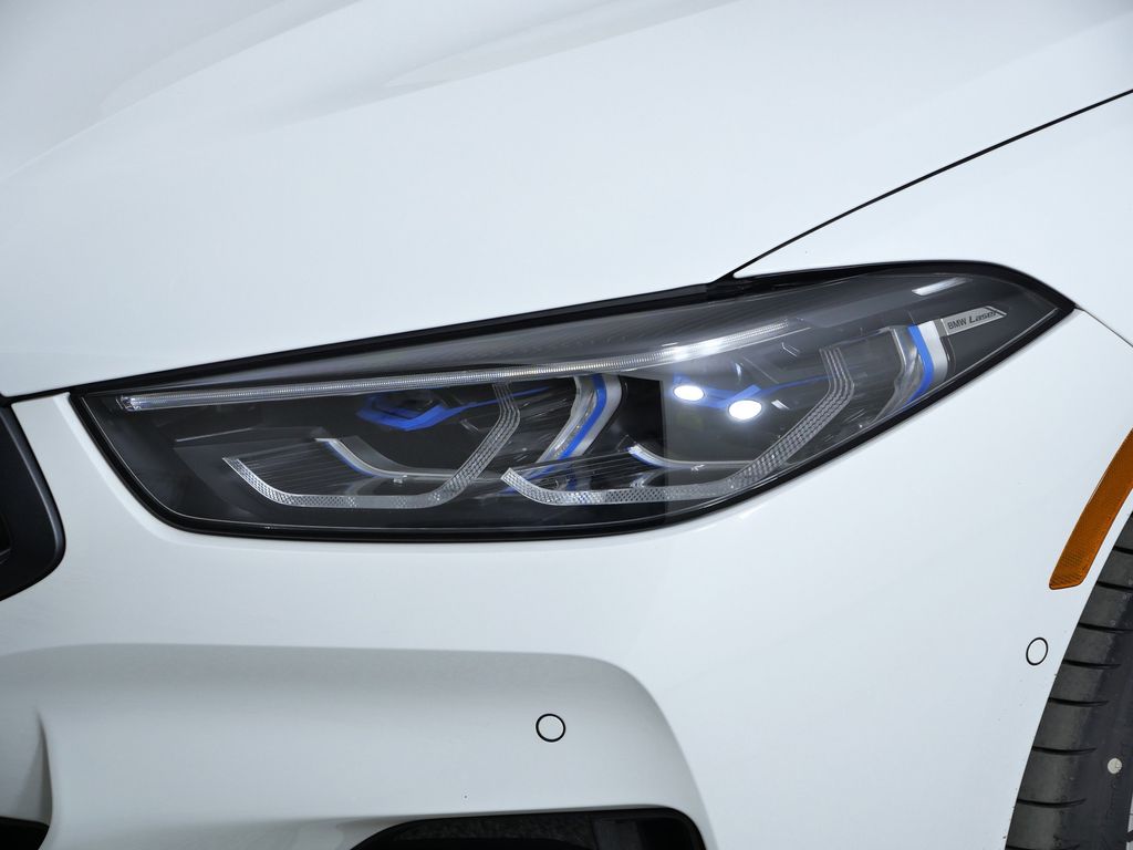 Thumbnail: 2026 BMW 8 Series - 3