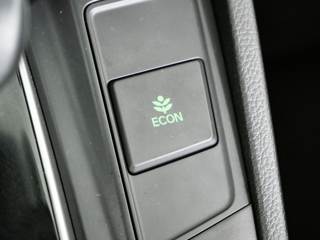 Thumbnail: 2018 Honda CR-V - 49