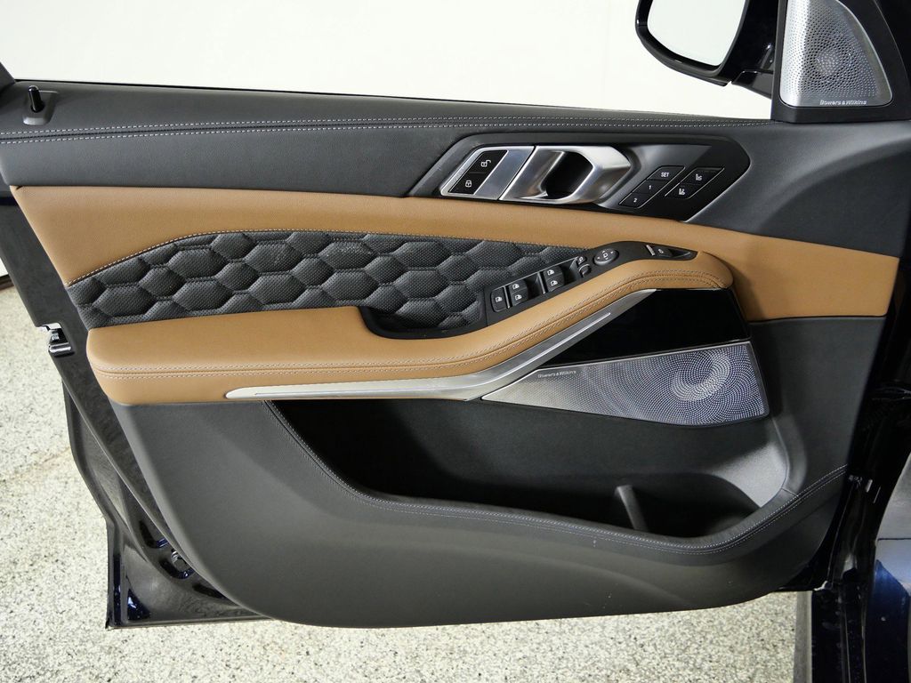 Thumbnail: 2026 BMW X5 - 34