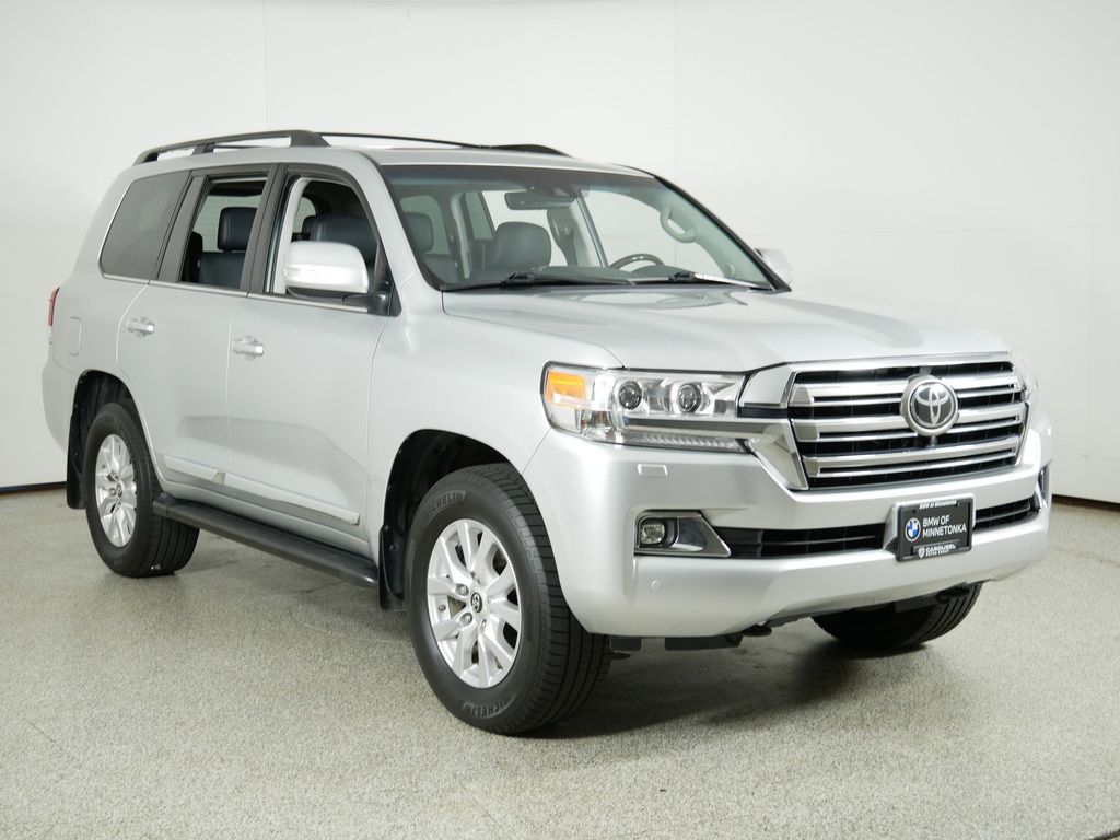 Thumbnail: 2016 Toyota Land Cruiser - 3