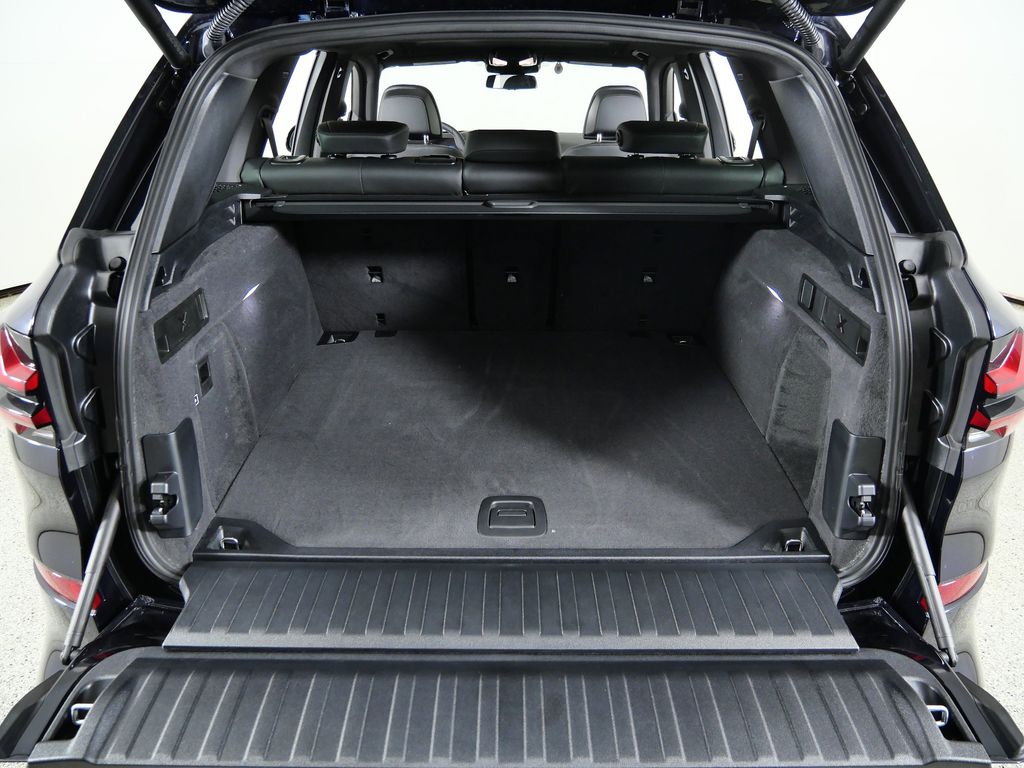 Thumbnail: 2026 BMW X5 - 28