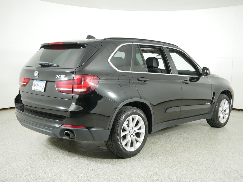 Thumbnail: 2016 BMW X5 - 9