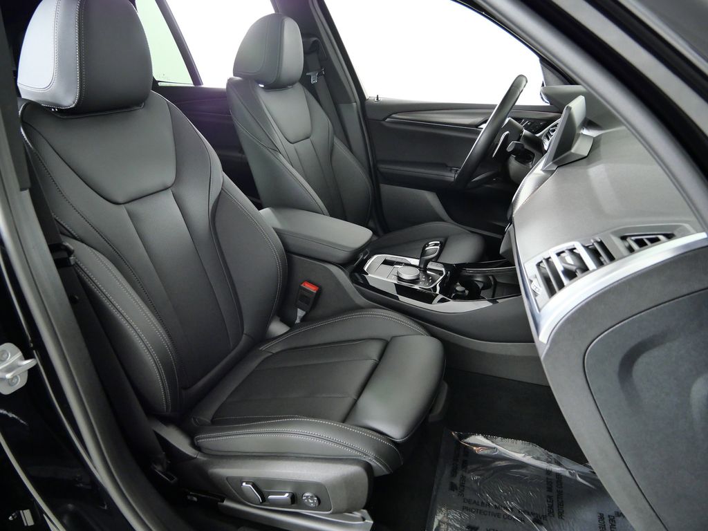 Thumbnail: 2024 BMW X3 - 26