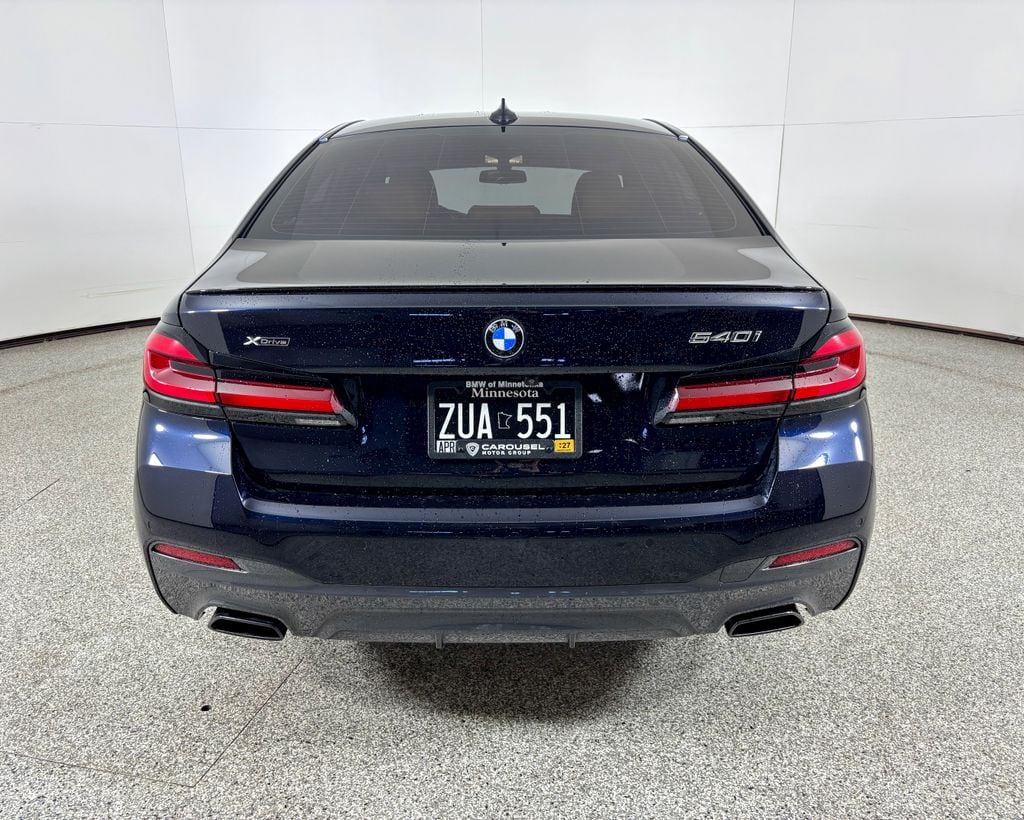 Thumbnail: 2023 BMW 5 Series - 6