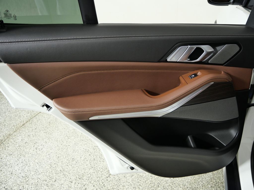 Thumbnail: 2026 BMW X5 - 30