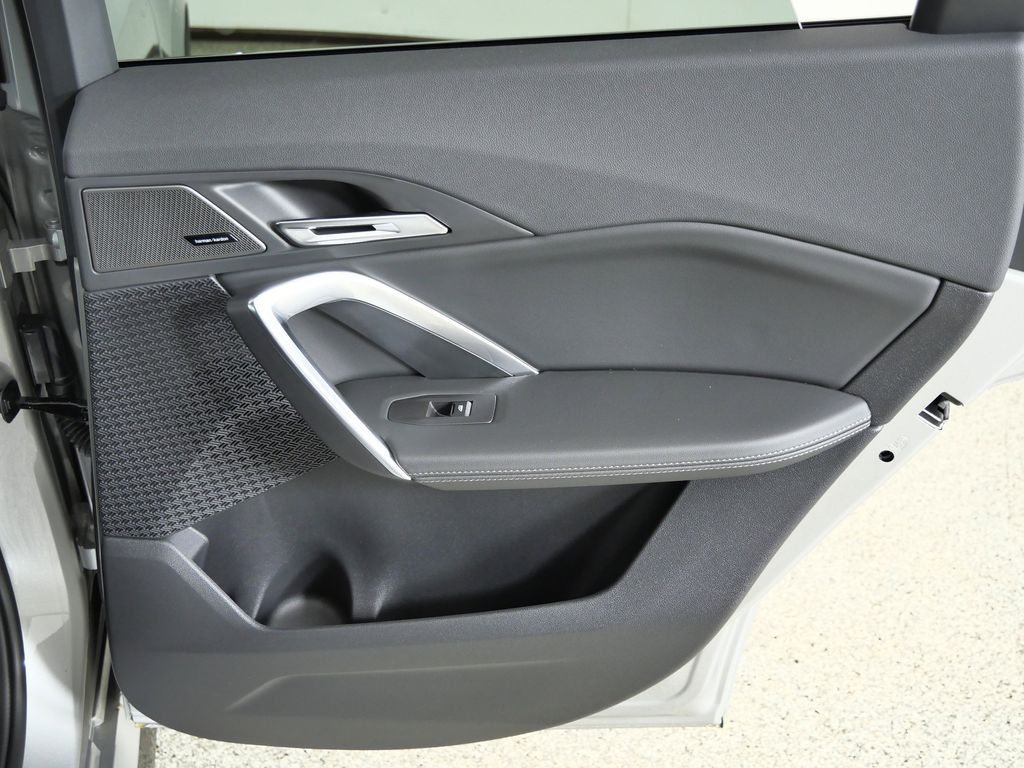 Thumbnail: 2026 BMW X1 - 23