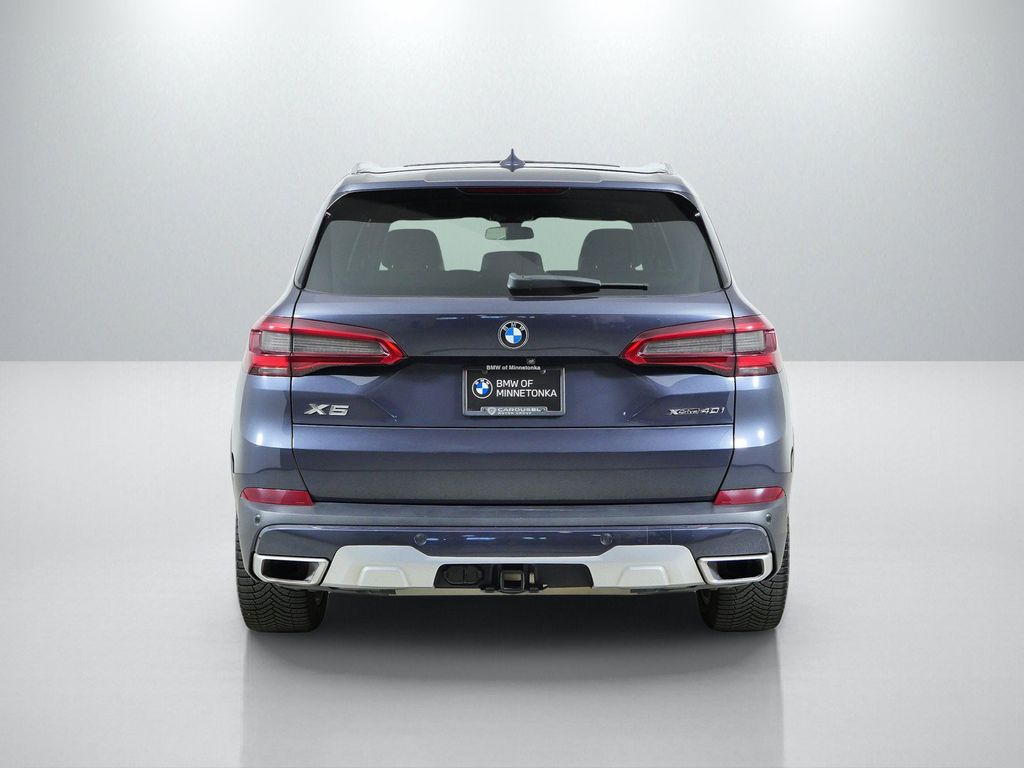 Thumbnail: 2020 BMW X5 - 10