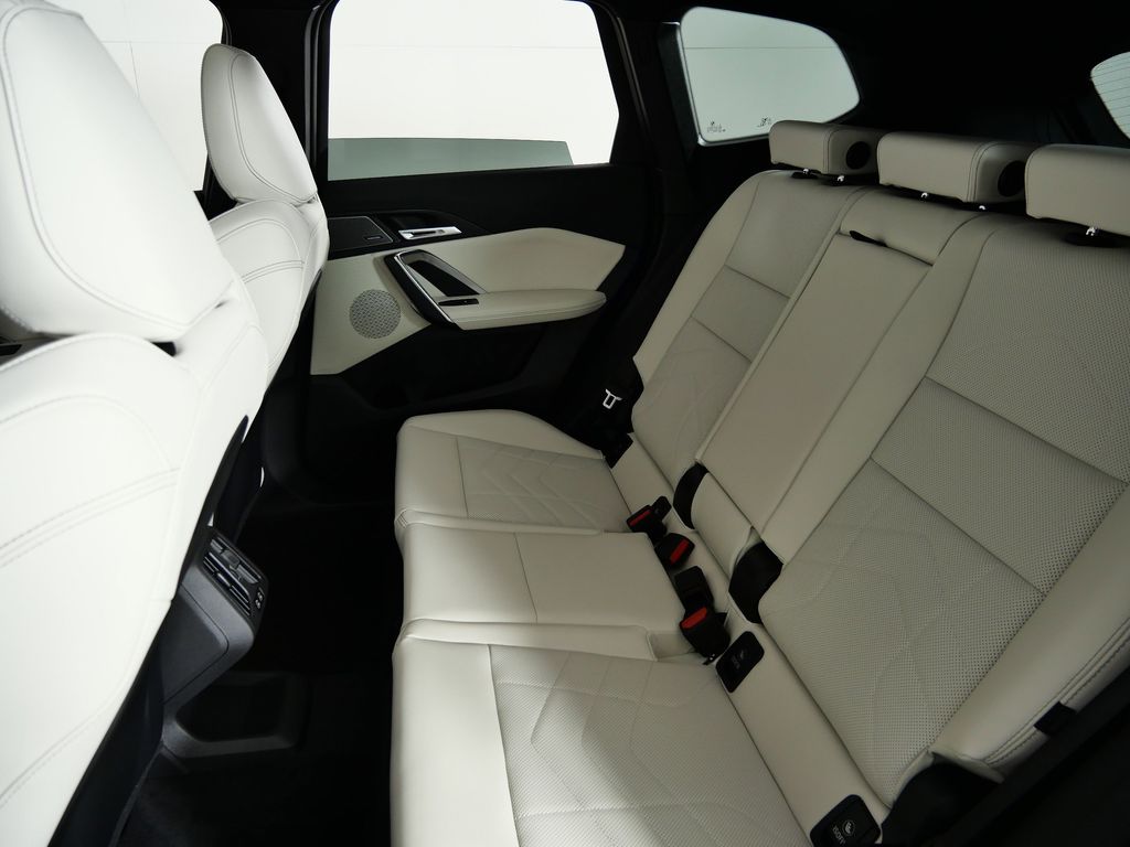 Thumbnail: 2026 BMW X1 - 30