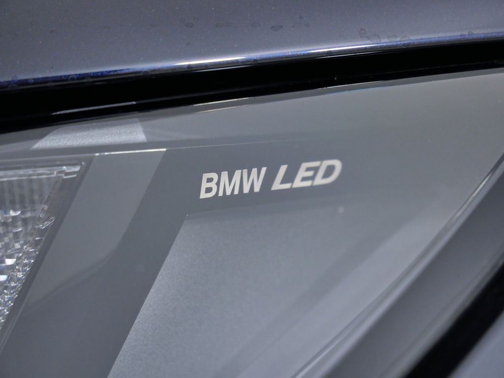 Thumbnail: 2026 BMW iX - 4