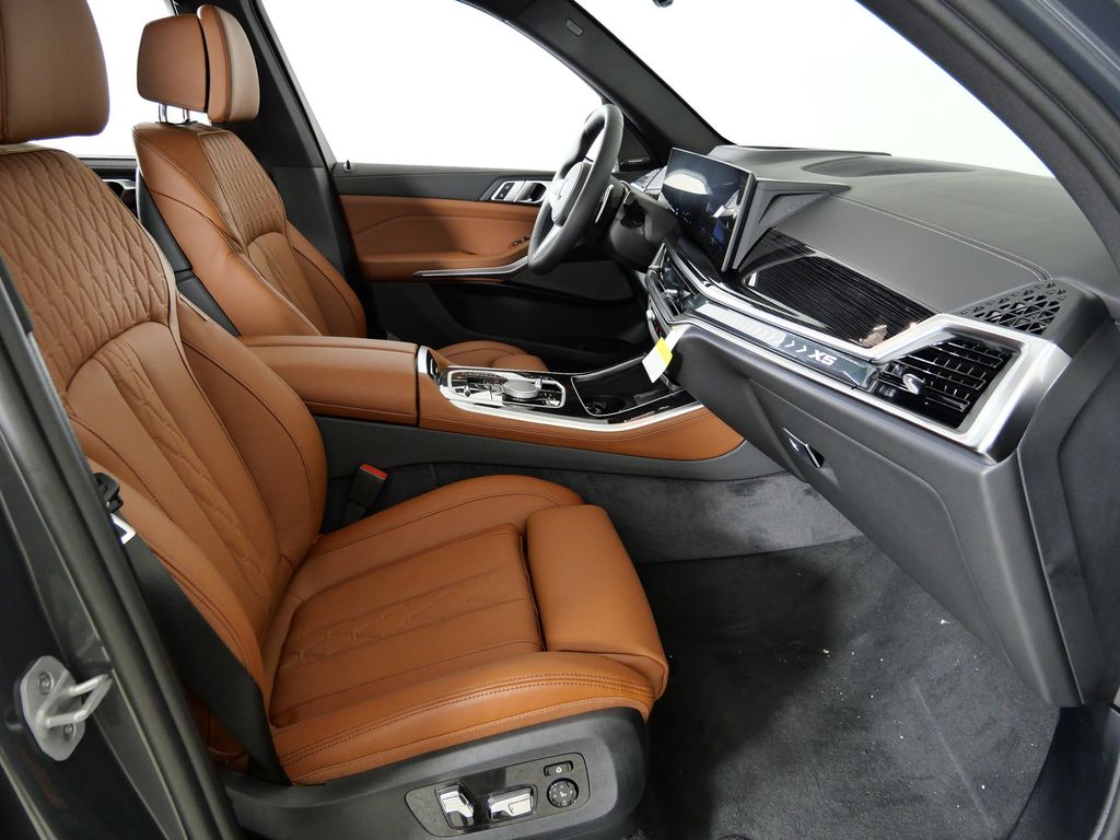 Thumbnail: 2026 BMW X5 - 20