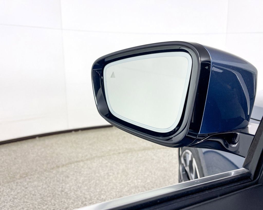 Thumbnail: 2025 BMW 4 Series - 39