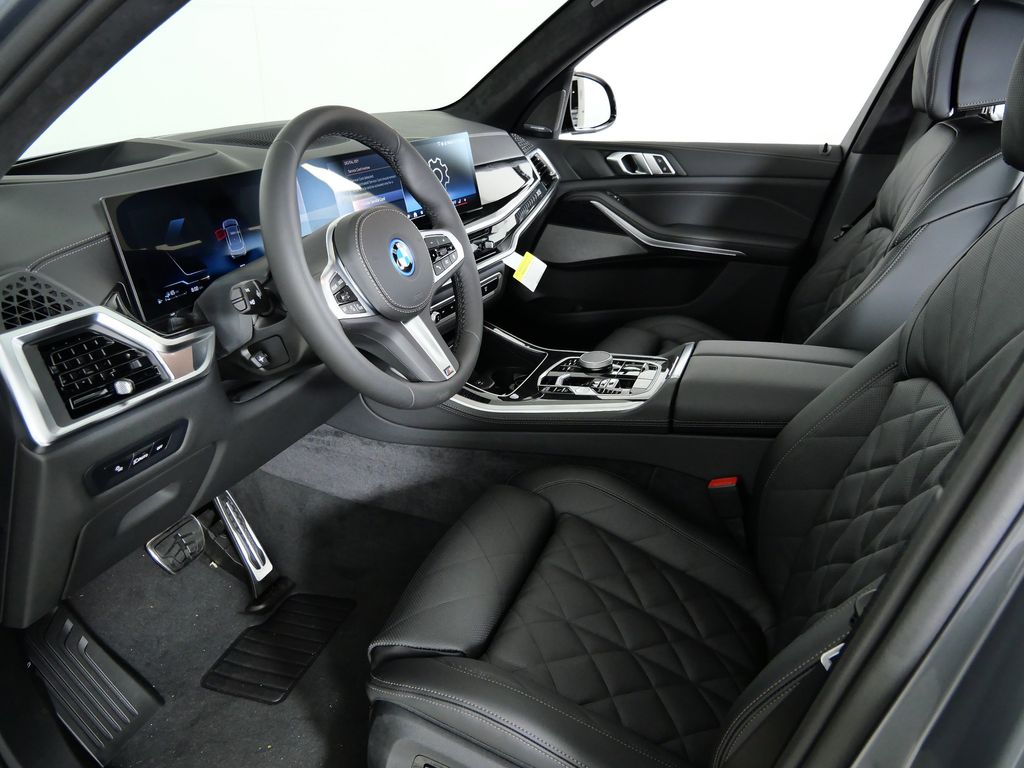 Thumbnail: 2026 BMW X5 - 35
