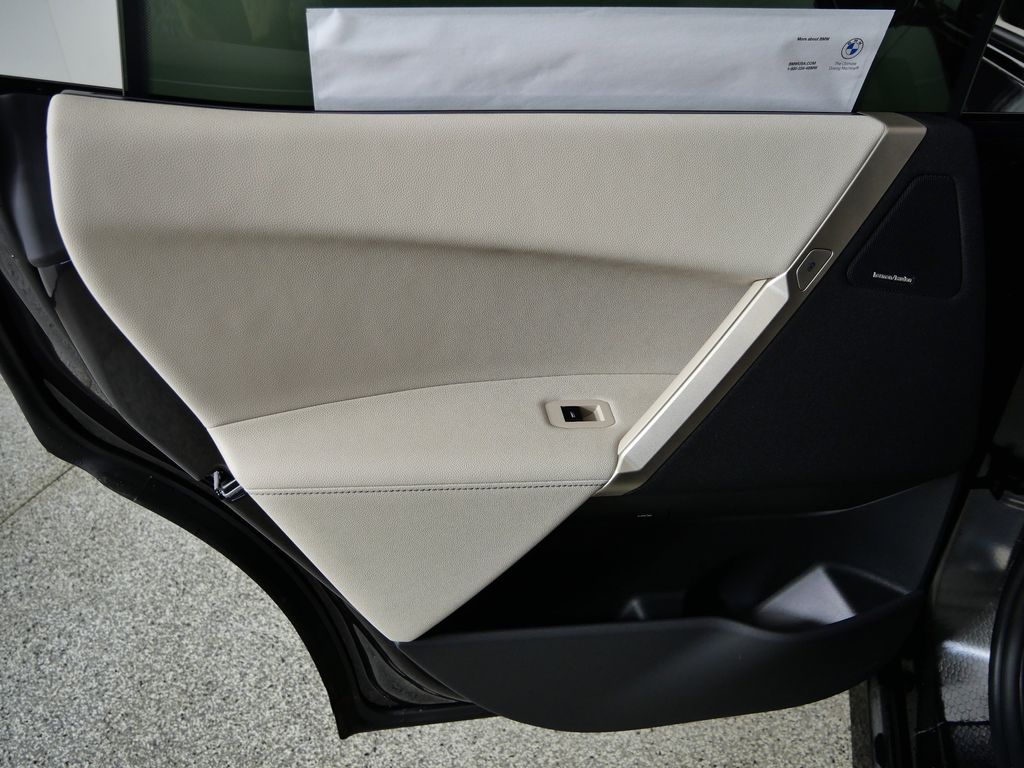 Thumbnail: 2026 BMW iX - 27