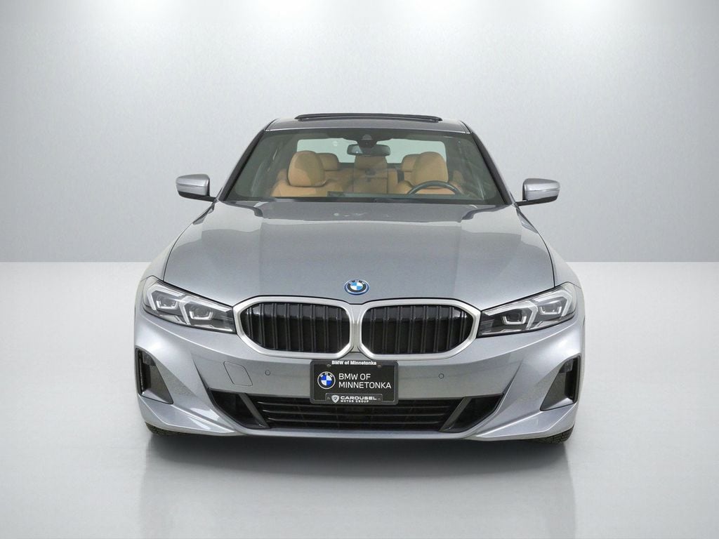 Thumbnail: 2023 BMW 3 Series - 2
