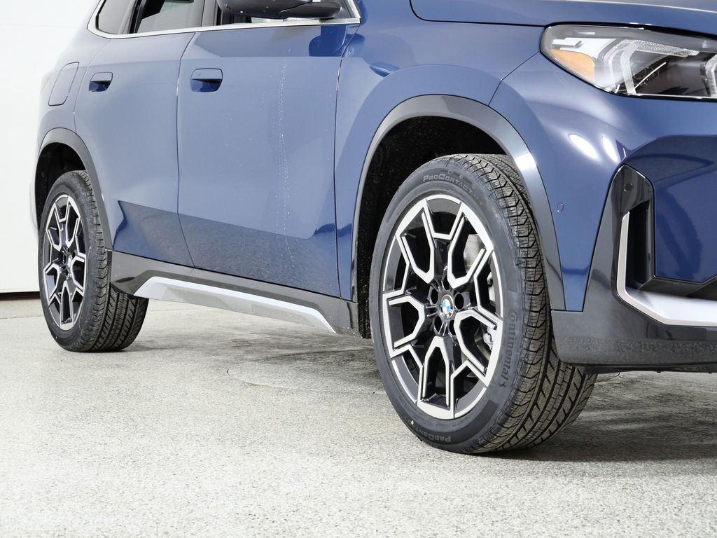 Thumbnail: 2026 BMW X1 - 6