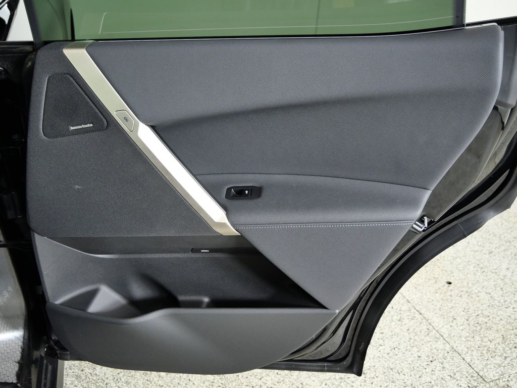 Thumbnail: 2025 BMW iX - 29