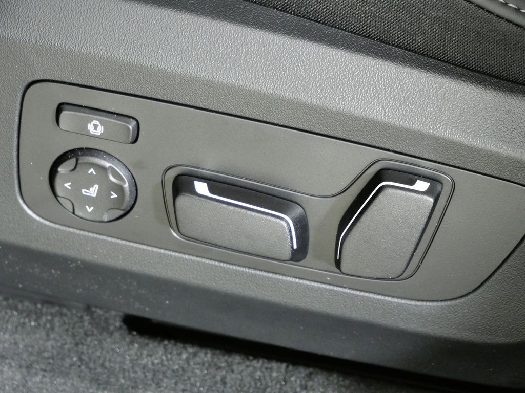 Thumbnail: 2026 BMW X3 - 39