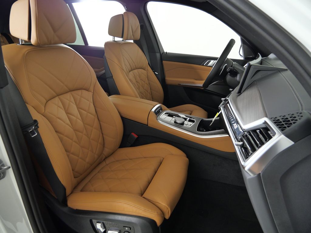 Thumbnail: 2026 BMW X5 - 21