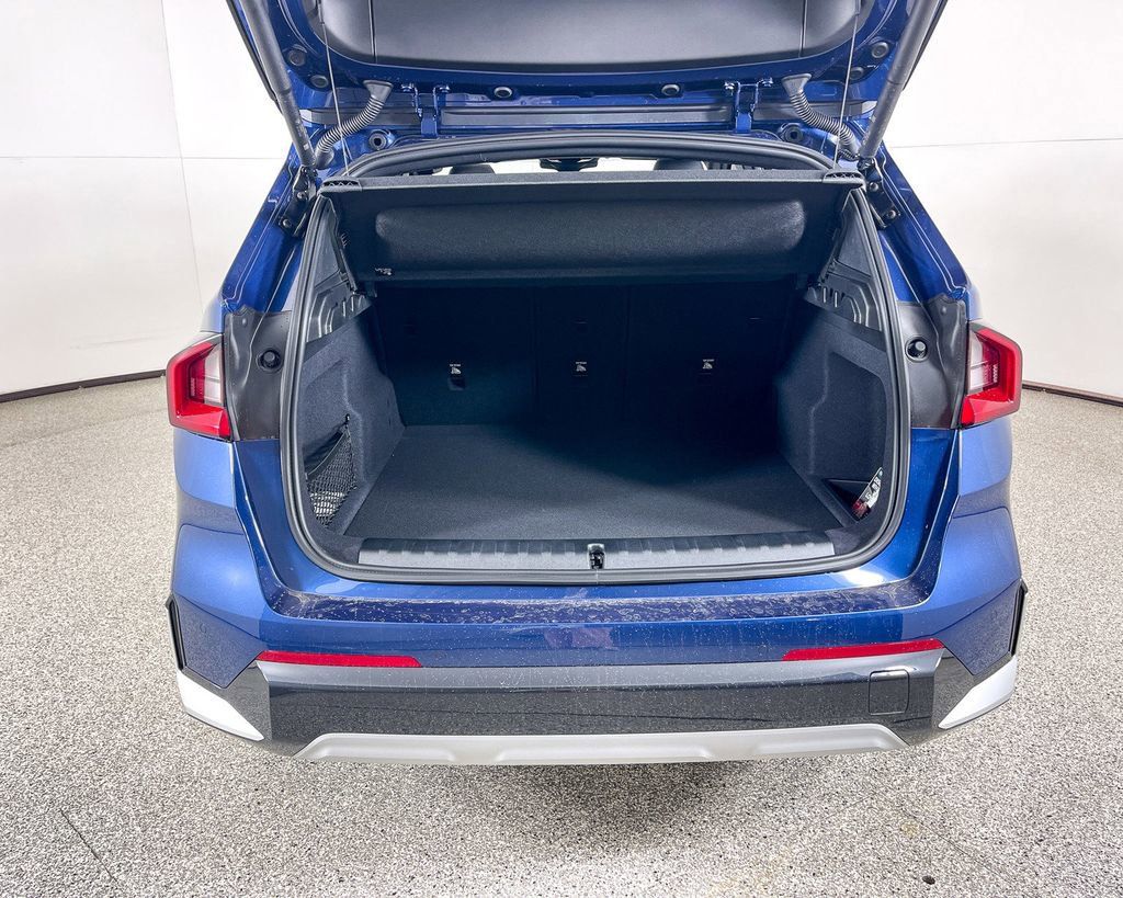 Thumbnail: 2025 BMW X1 - 21