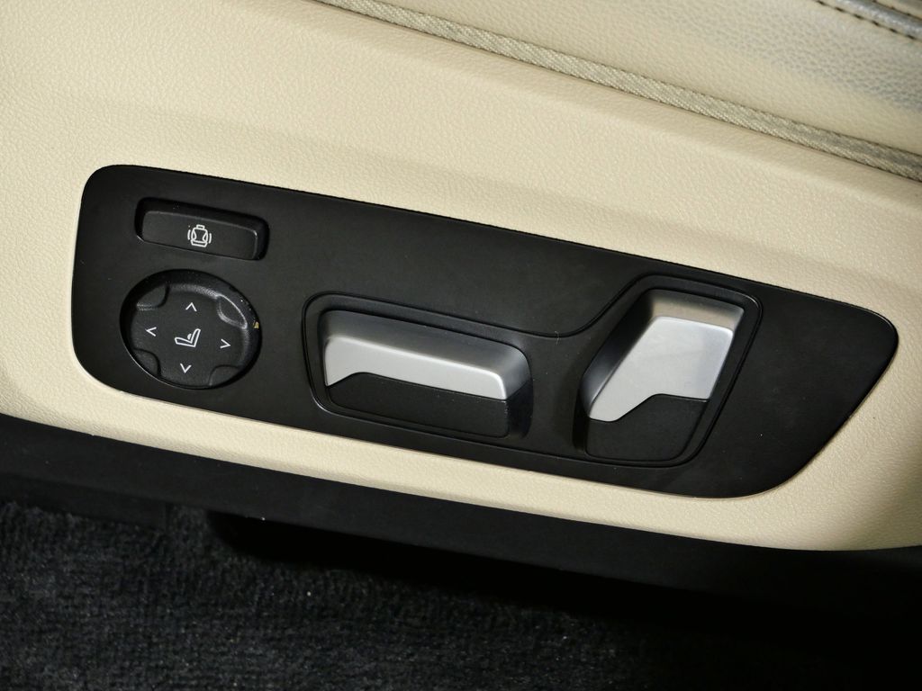 Thumbnail: 2021 BMW X3 - 39