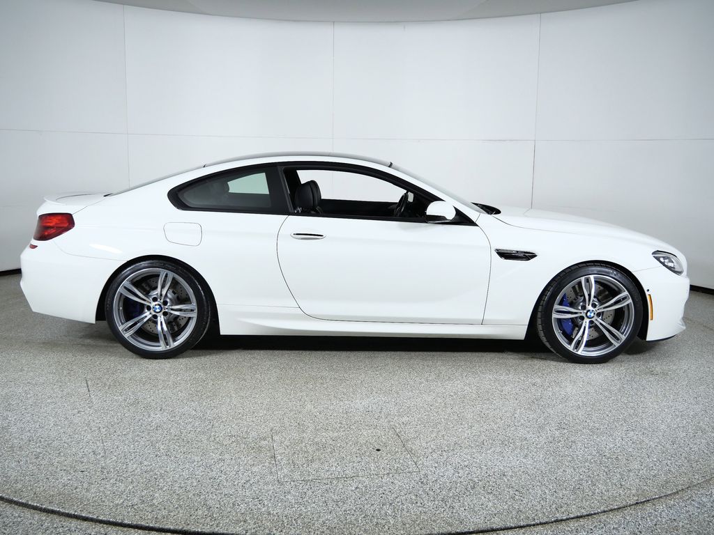 Thumbnail: 2015 BMW M6 - 9