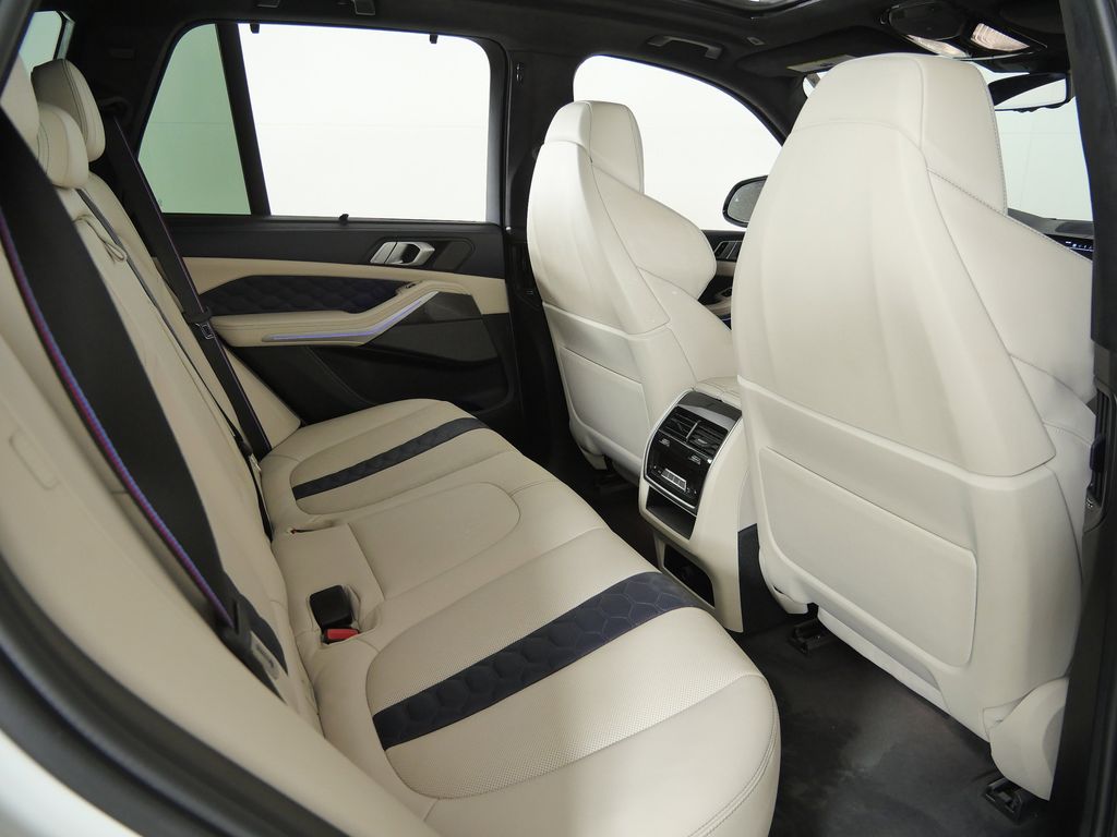 Thumbnail: 2023 BMW X5 - 24
