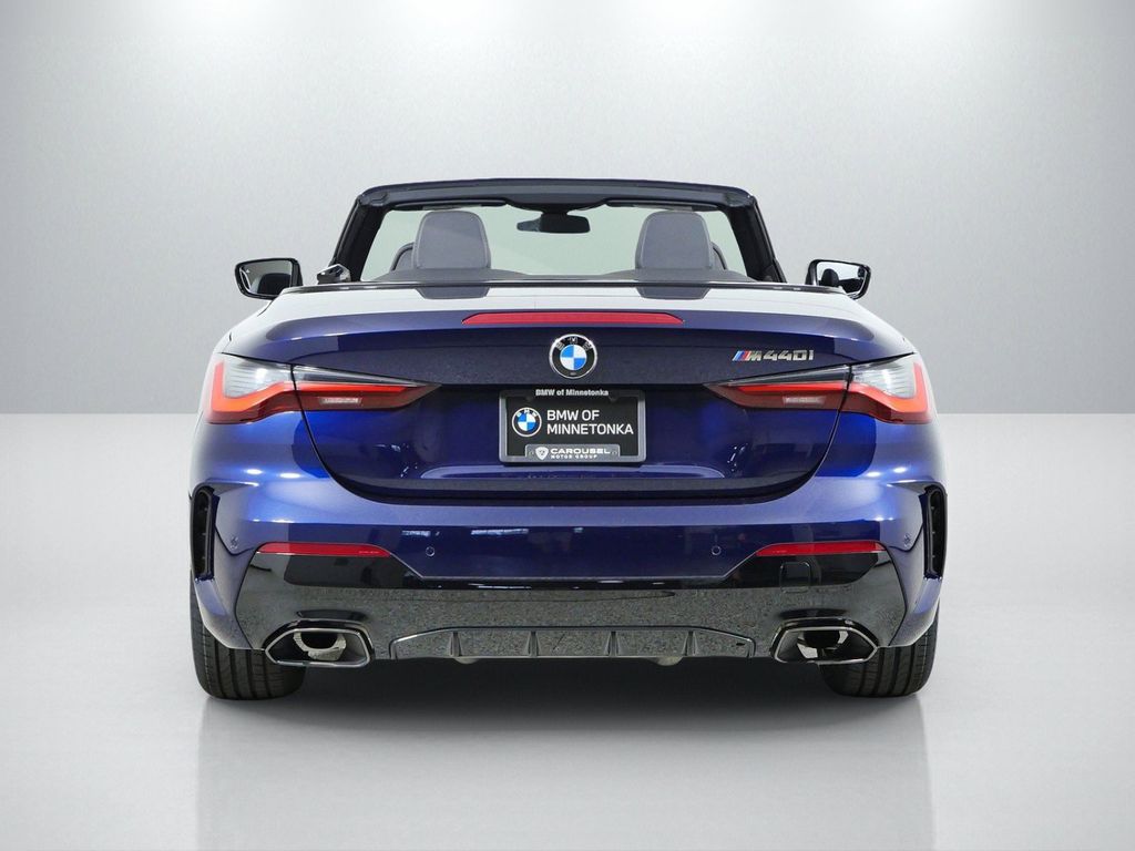 Thumbnail: 2021 BMW 4 Series - 10