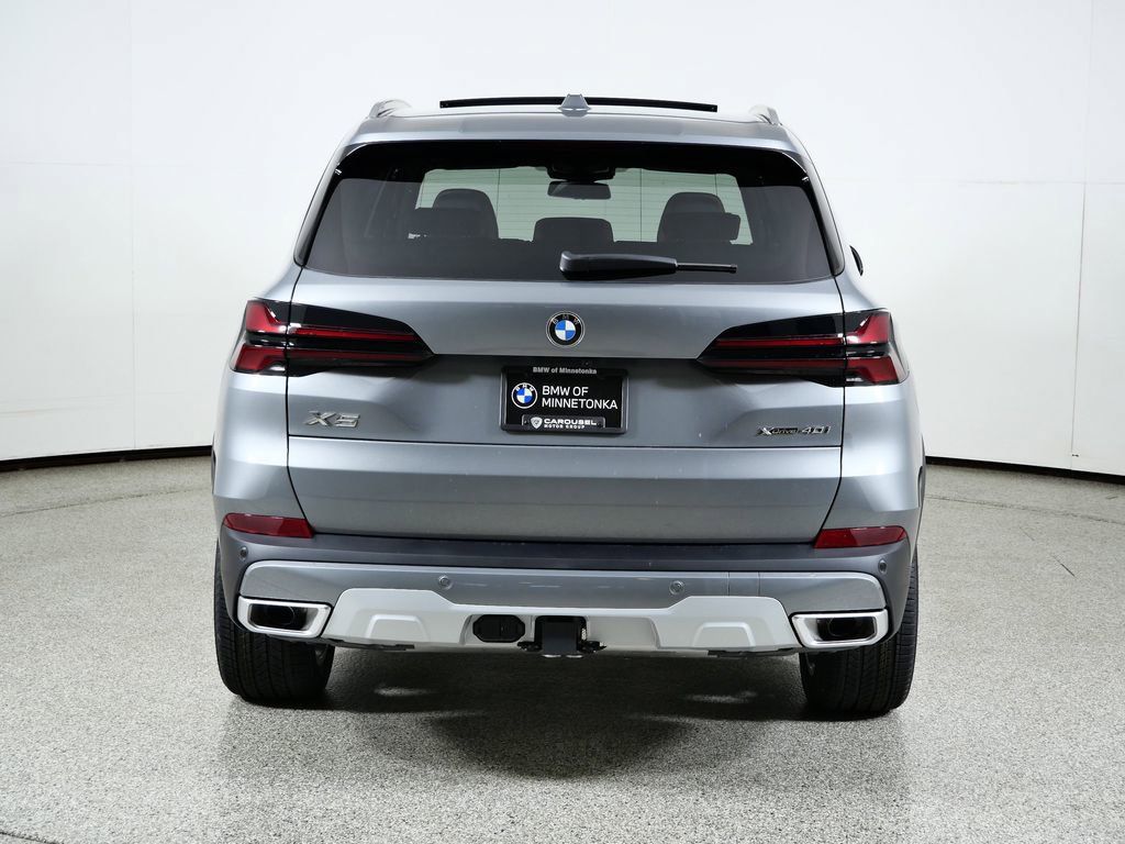 Thumbnail: 2026 BMW X5 - 12