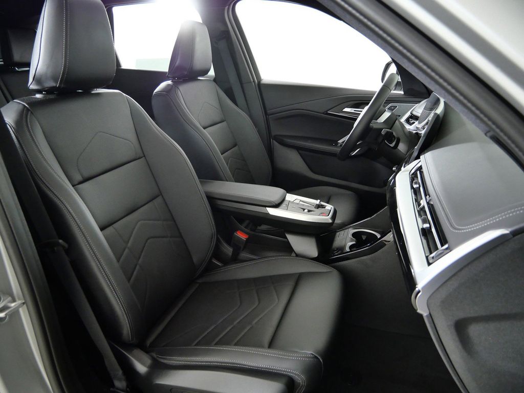 Thumbnail: 2026 BMW X1 - 21