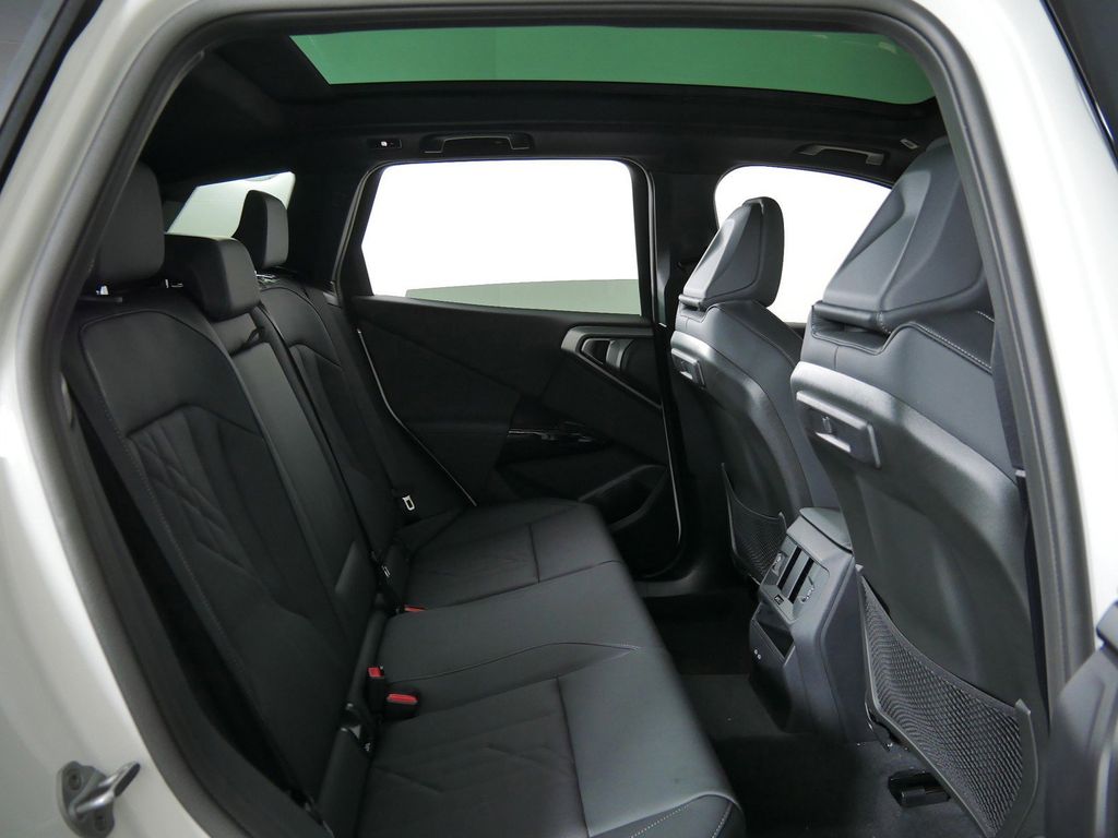 Thumbnail: 2026 BMW X3 - 23