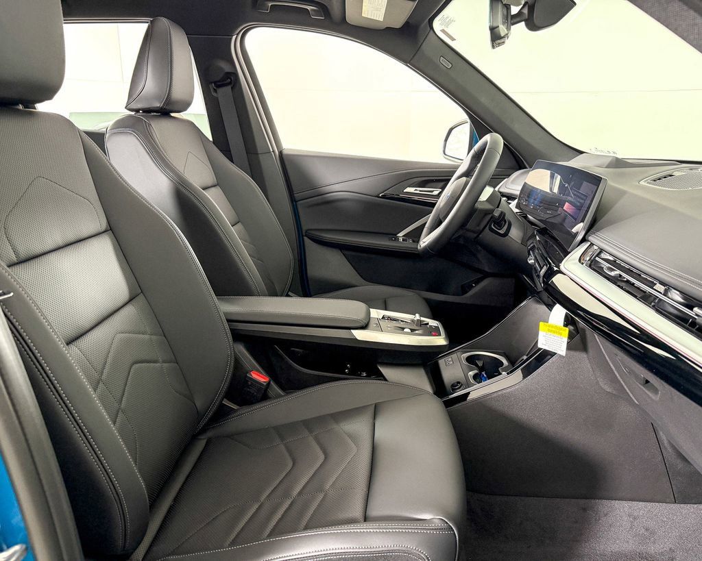 Thumbnail: 2025 BMW X1 - 23