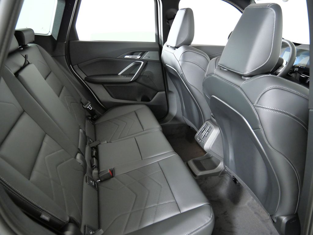 Thumbnail: 2026 BMW X1 - 24