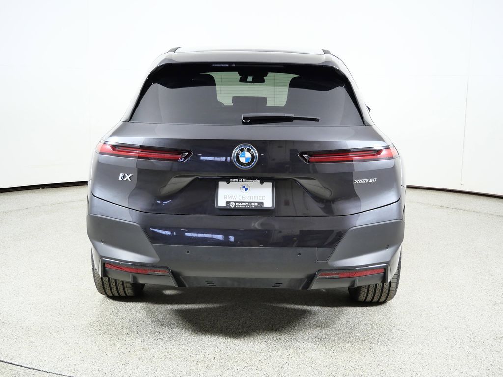 Thumbnail: 2024 BMW iX - 12