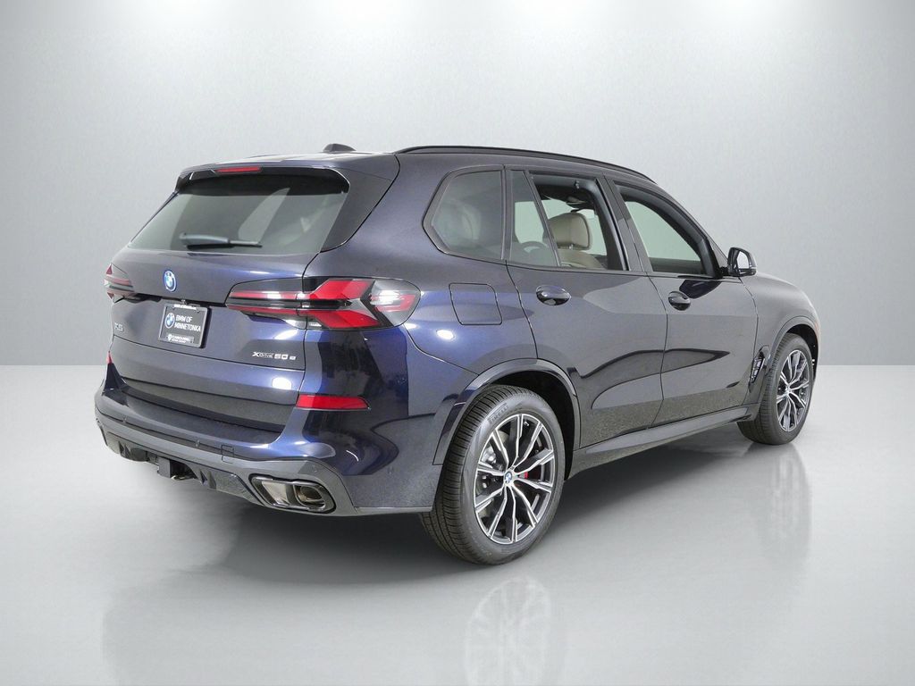 Thumbnail: 2026 BMW X5 - 9