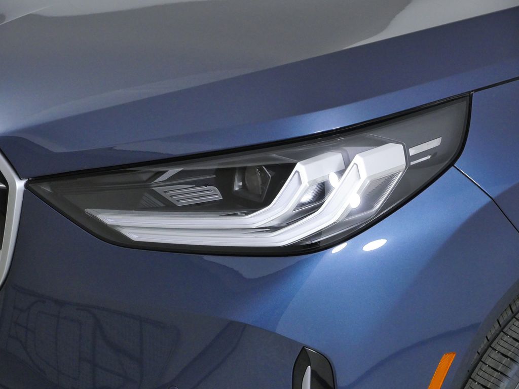 Thumbnail: 2026 BMW X3 - 3