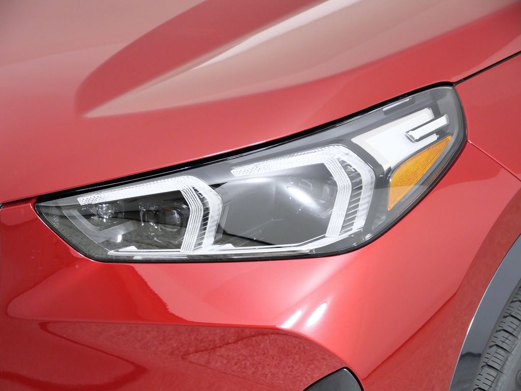 Thumbnail: 2026 BMW X1 - 3