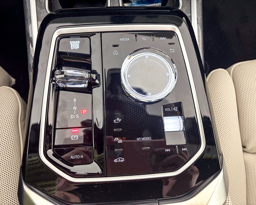 Thumbnail: 2025 BMW 7 Series - 47