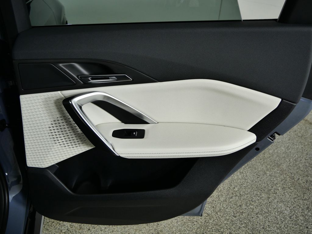 Thumbnail: 2026 BMW X1 - 23