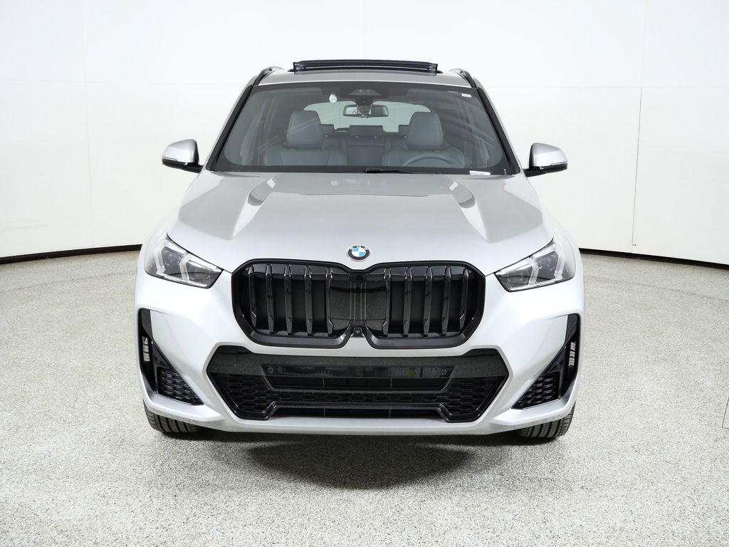 Thumbnail: 2026 BMW X1 - 2